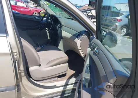 2005 Chrysler Pacifica z USA, uszkodzony, nr VIN 2C4GM48L75R521156